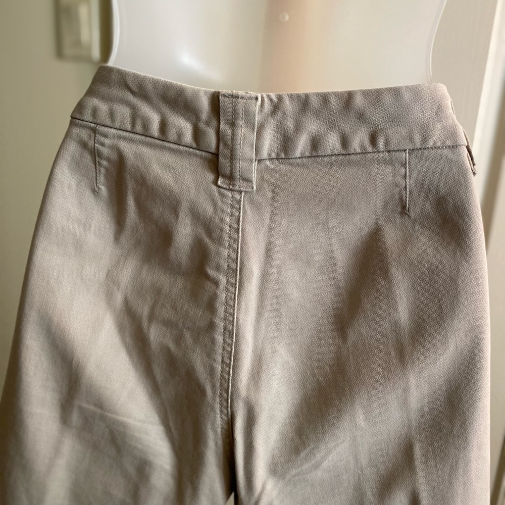 Tommy Hilfiger - Woman’s khaki color stretch crop pants, Size: 6 - Picture 4 of 9
